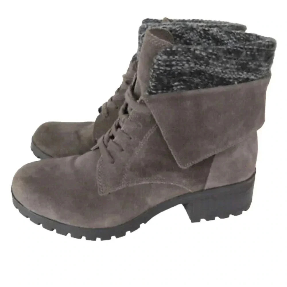 Lucky Brand taupe/grey size 8 lace up suede hiking boot with sock style inset.